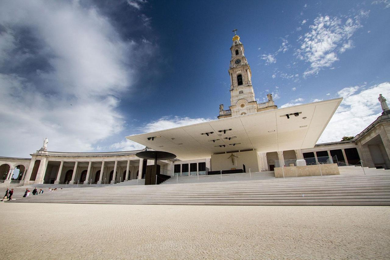 Hotel Santo Condestavel Fátima Eksteriør billede