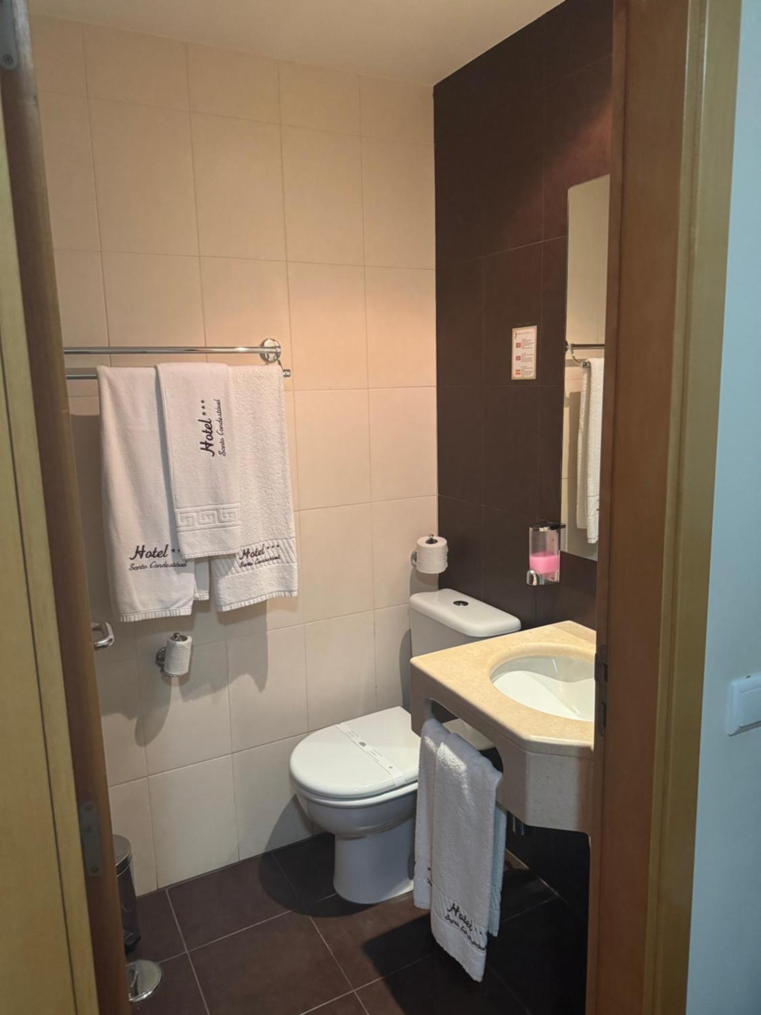 Hotel Santo Condestavel Fátima Eksteriør billede